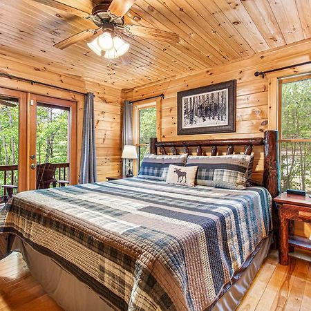 Incredible Views! - Pet Friendly - Aska Adventure Area - Bearfoot Bungalow 블루리지 외부 사진