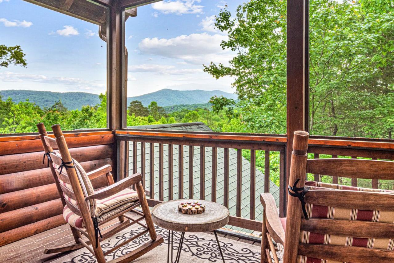 Incredible Views! - Pet Friendly - Aska Adventure Area - Bearfoot Bungalow 블루리지 외부 사진